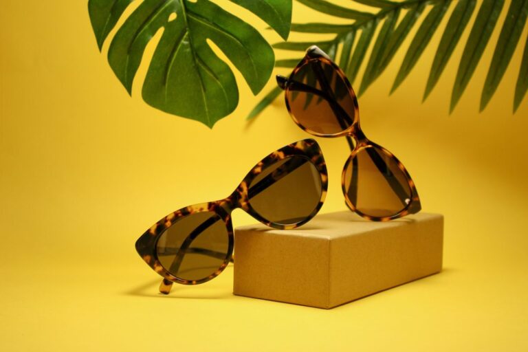casual sunglasses